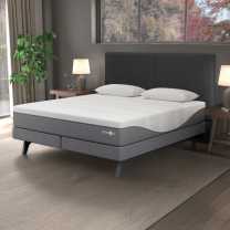 Sleep Number i8 mattress with a Split Channel headboard
