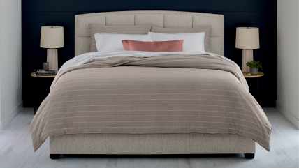 Windowpane curve upholstered bed | Sleep Number