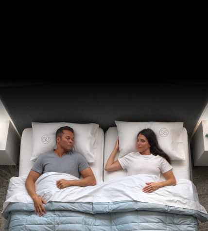 Couple sleeps in Sleep Number smart bed at different firmness