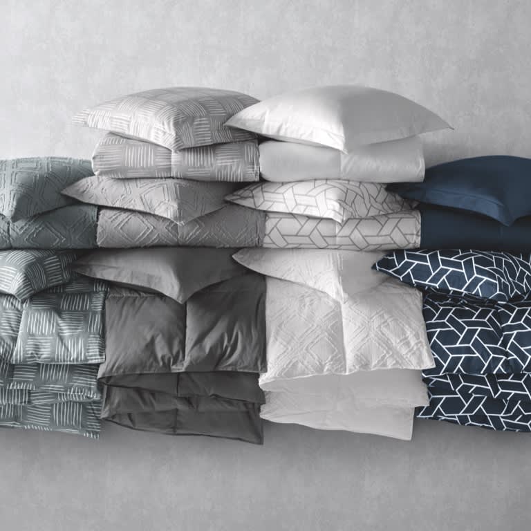 Sleep number comforters store