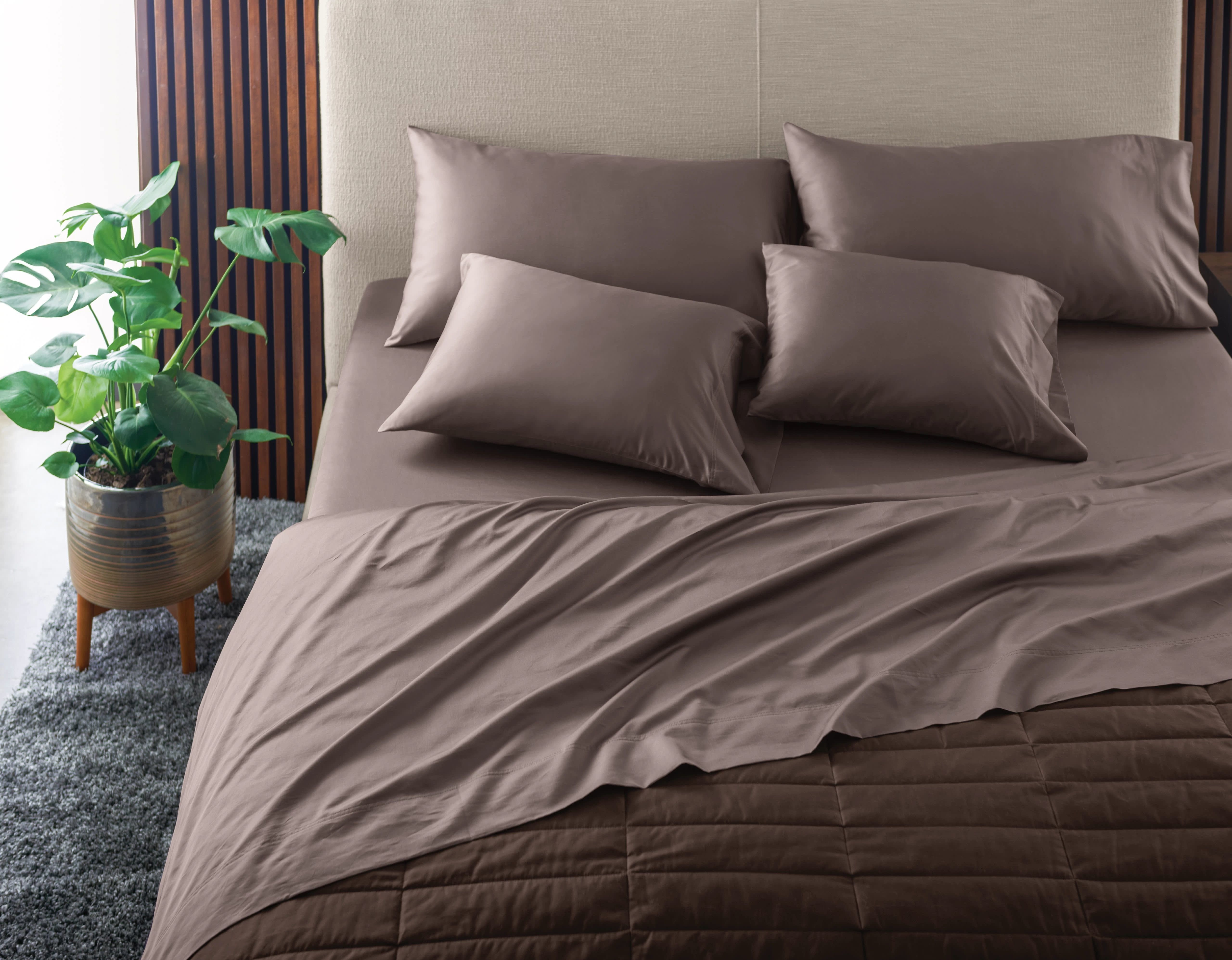 Comforter Falls Off When Using Satin Sheets?