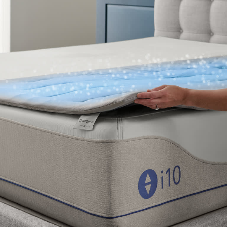 Self cooling on sale mattress