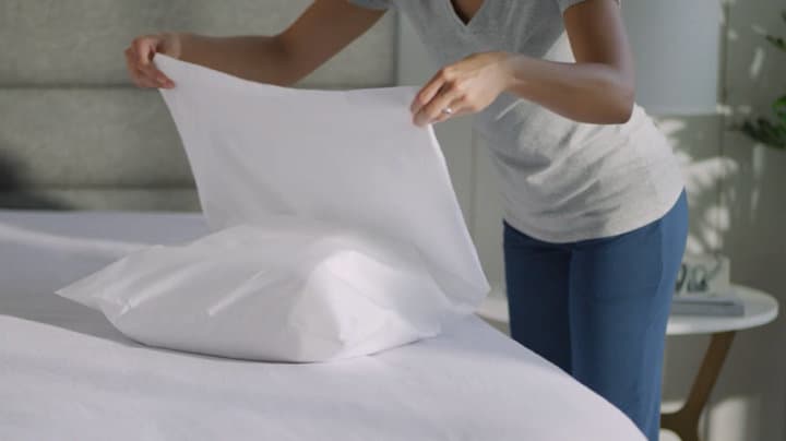 How to Choose Bed Sheets: Sheets Guide - Sleep Number