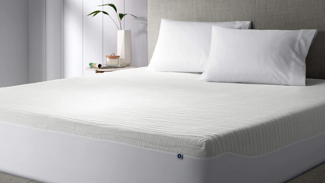 Waterproof & Stain Repellant Down Alternative Mattress Pad