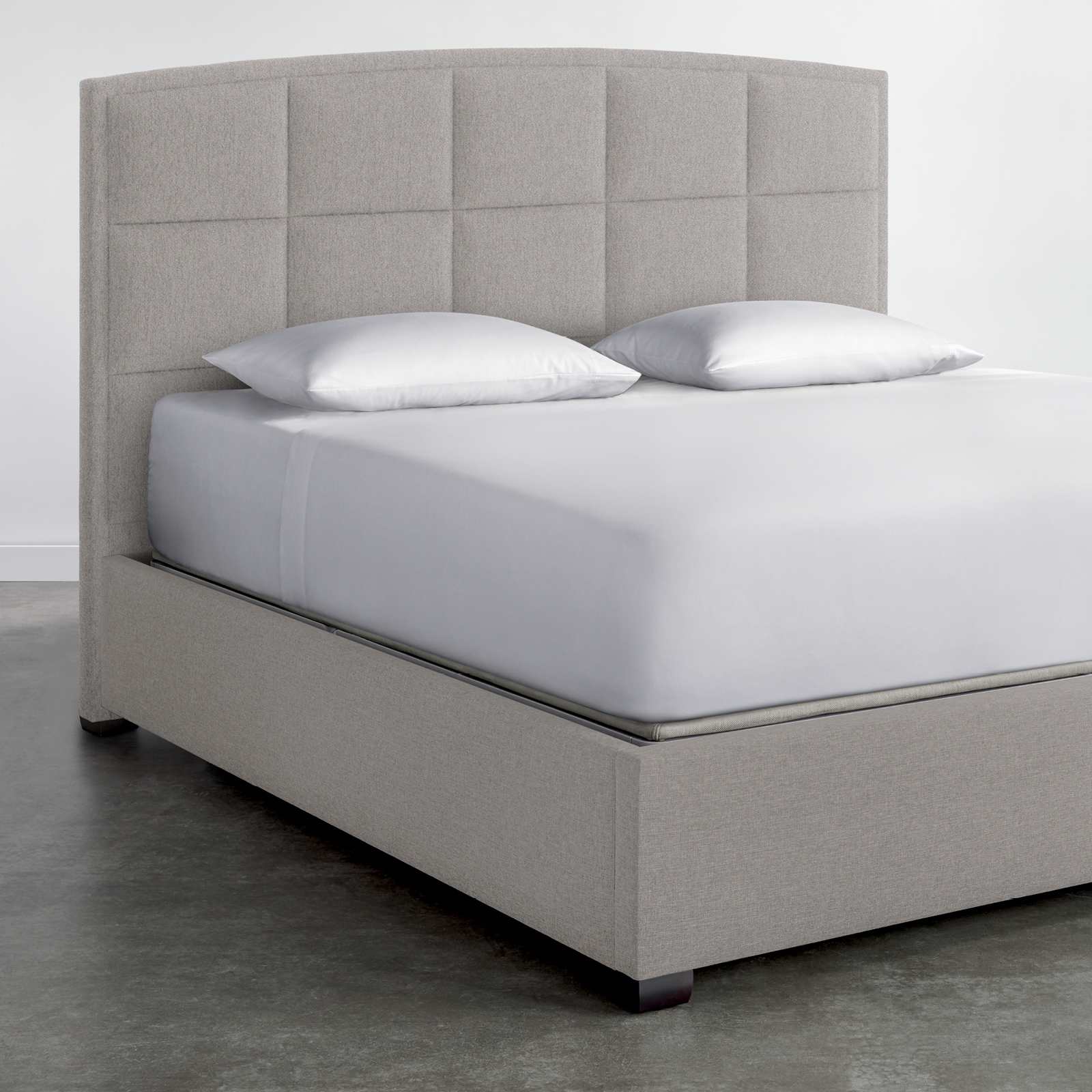 Windowpane Curve Upholstered Bed