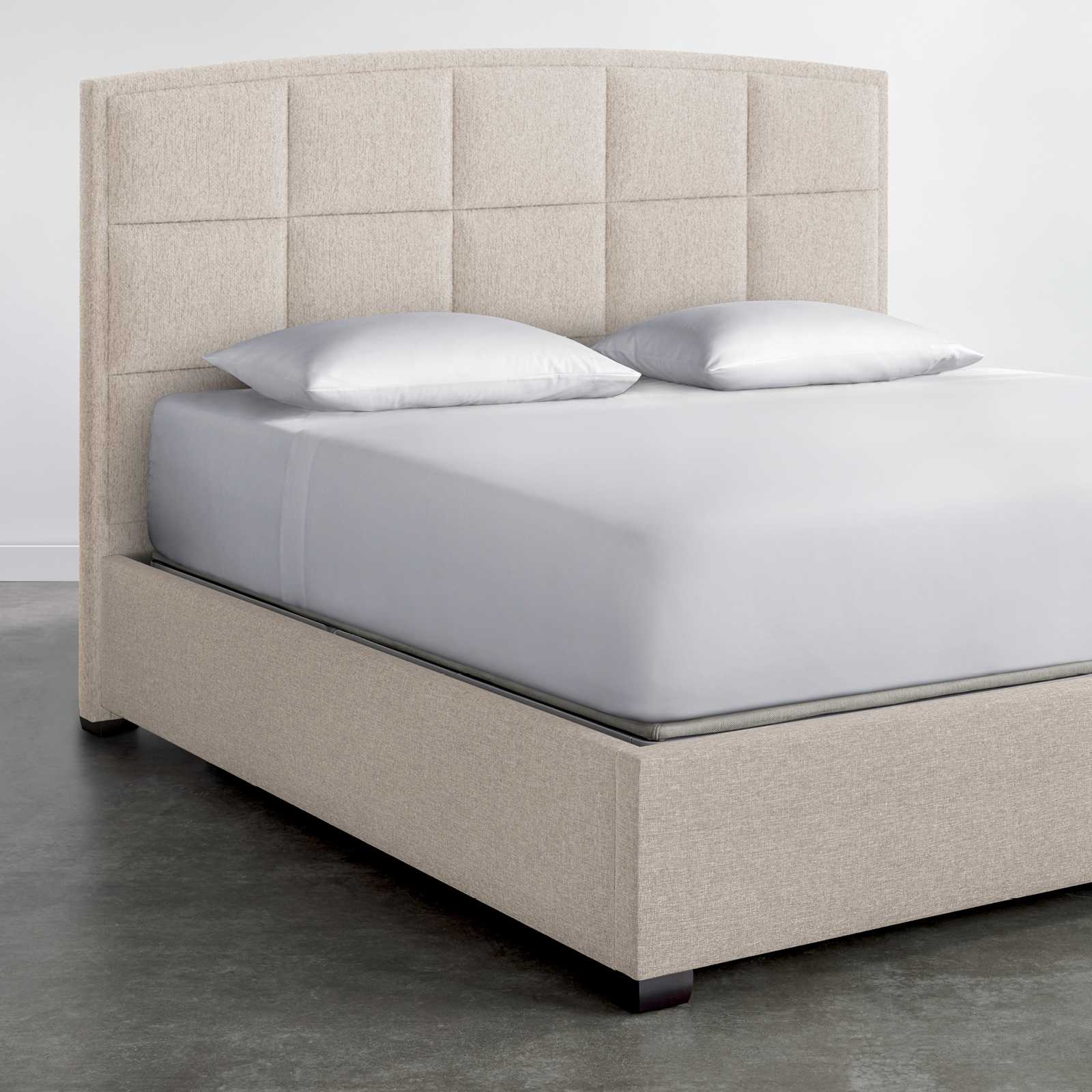 Windowpane Curve Upholstered Bed