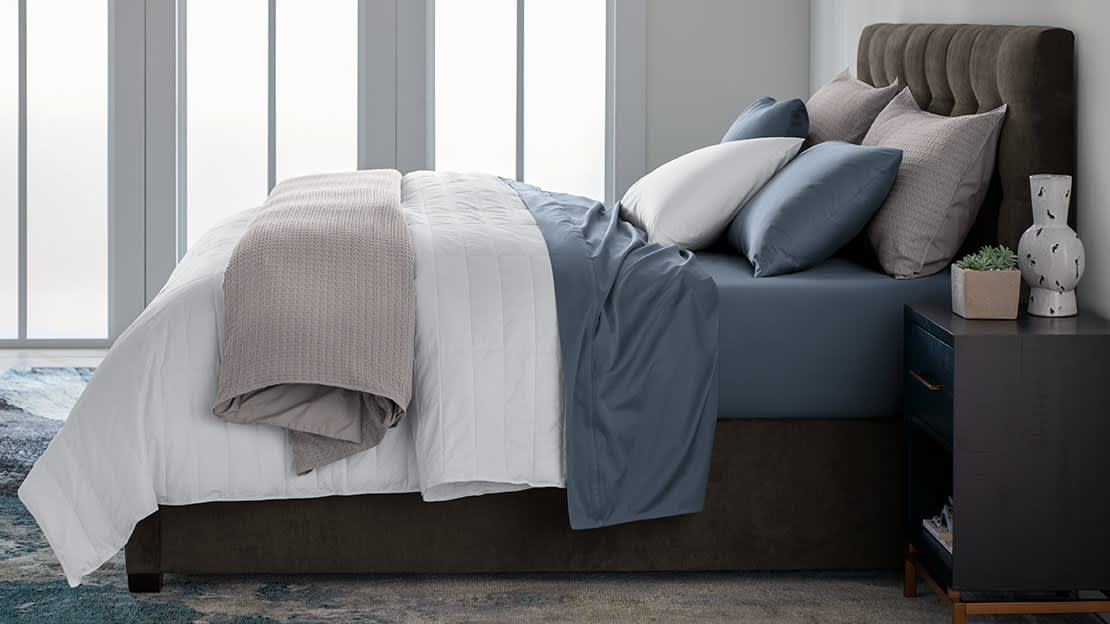 Soft Modern upholstered bed - Sleep Number