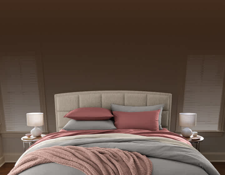 BEDDING SETS - image of dressed bed, link to shop now